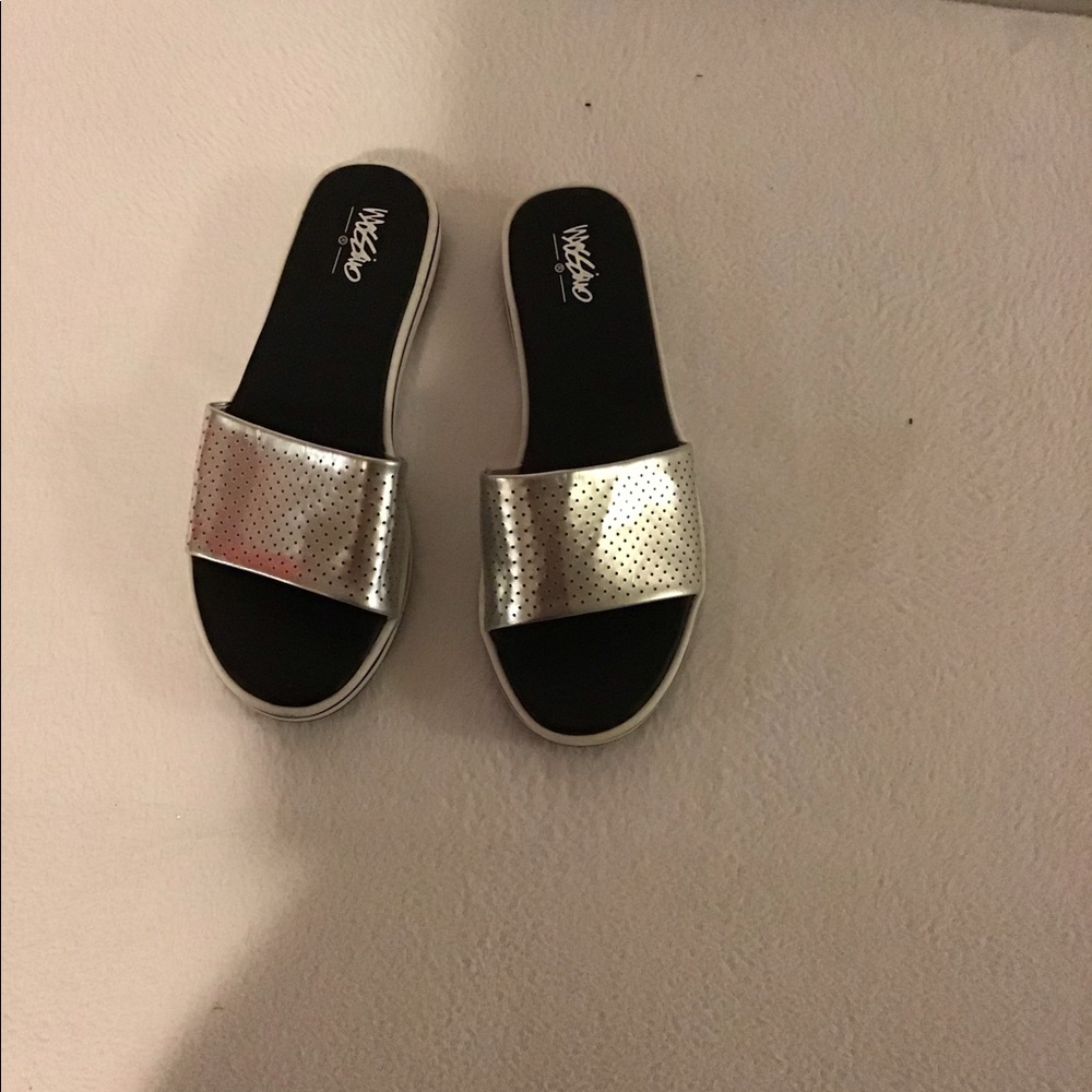 Chancleta nueva $12